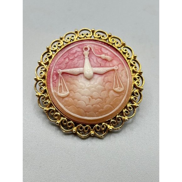 Libra Resin Cameo Zodiac Sign Vintage Round Pin Brooch Vintage Costume Jewelry - Picture 5 of 6